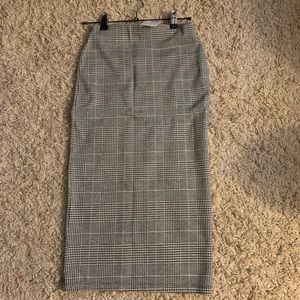 H&M new skirt in a checkered print!
